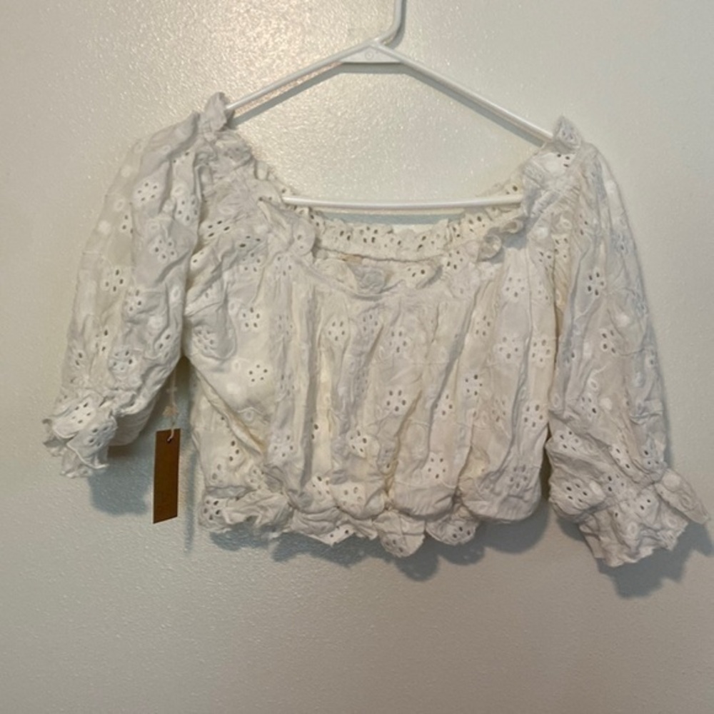 Surf Gypsy ivory eyelet off shoulder crop top shirt nwt   small